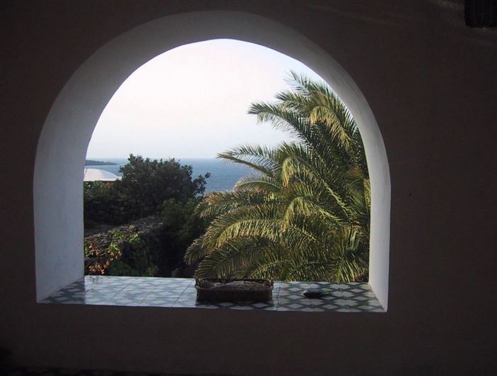 Image No.2-3 Bed House for sale