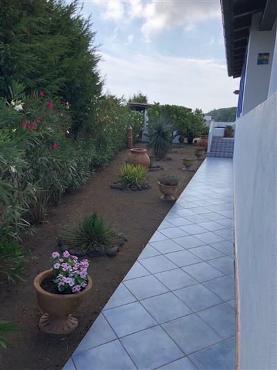 Image No.27-2 Bed House for sale