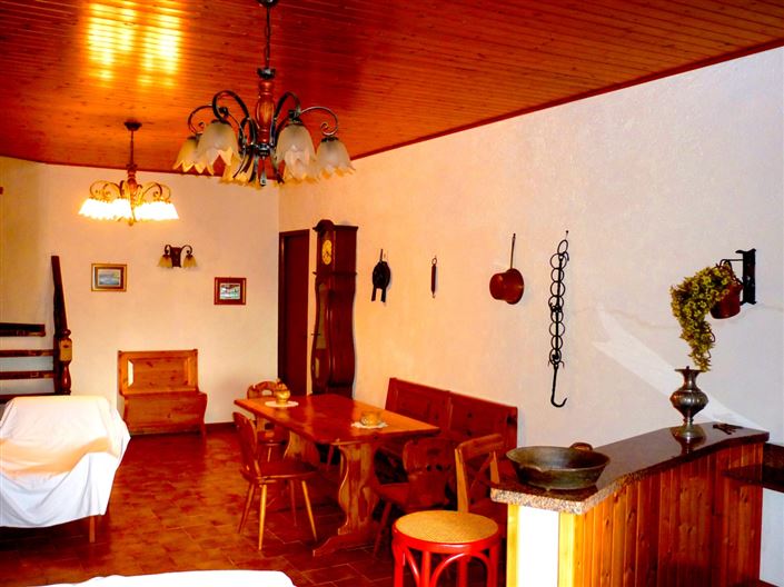 Image No.15-3 Bed House for sale