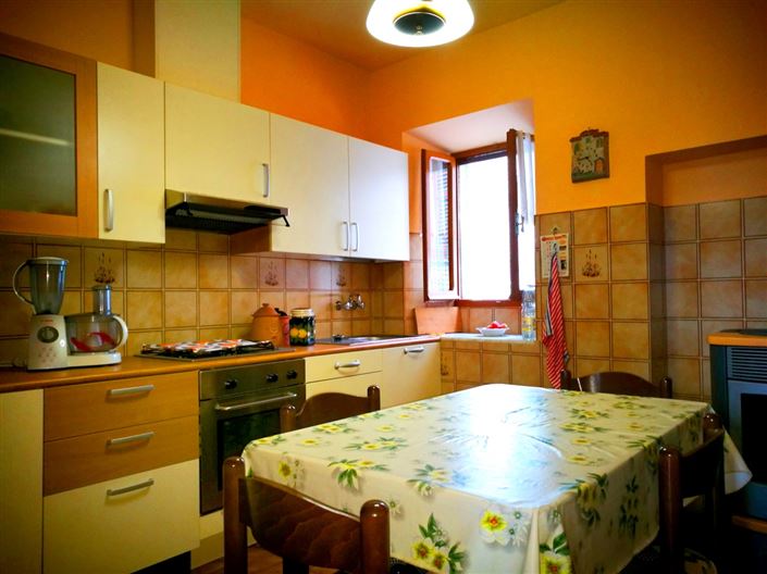 Image No.11-3 Bed House for sale