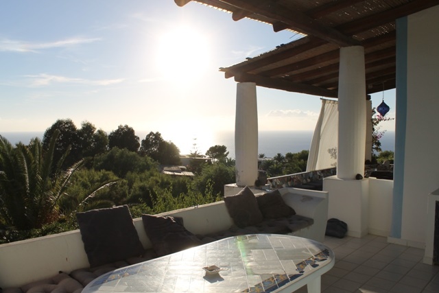 Image No.7-Maison de 2 chambres à vendre à Lipari