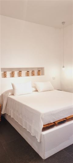 Image No.22-3 Bed House for sale