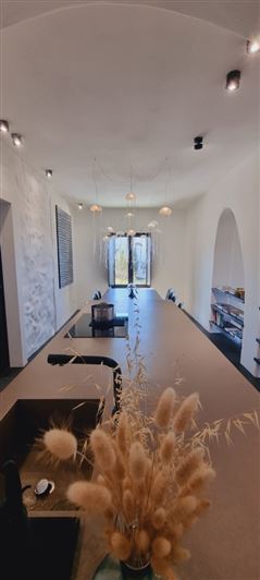 Image No.8-3 Bed House for sale