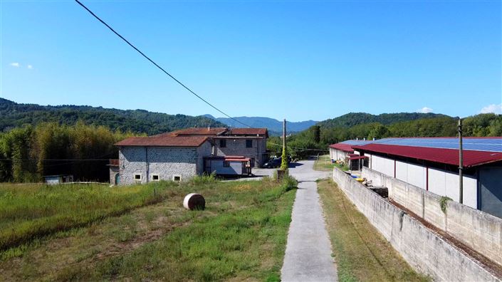 Image No.17-15 Bed Country House for sale