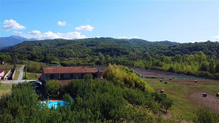 Image No.3-15 Bed Country House for sale