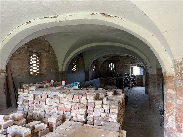 Image No.11-5 Bed House for sale