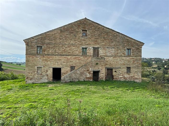 Image No.24-5 Bed House for sale