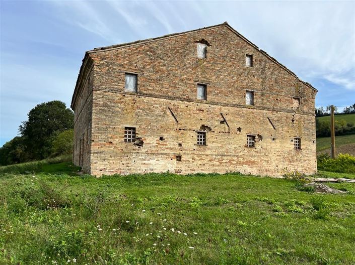 Image No.6-5 Bed House for sale