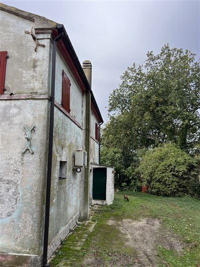 Image No.6-2 Bed House for sale