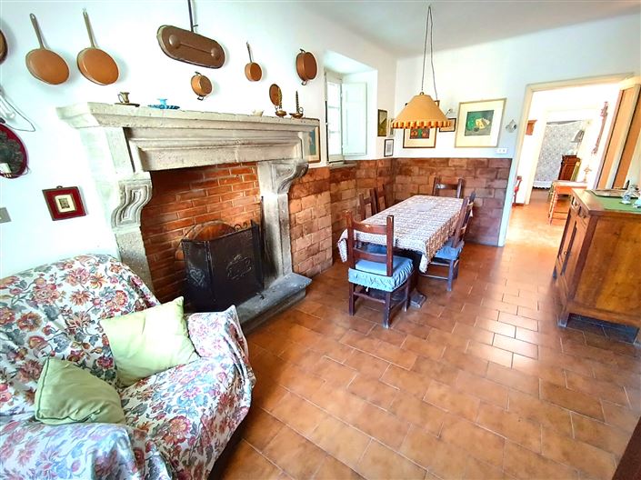 Image No.14-6 Bed House for sale