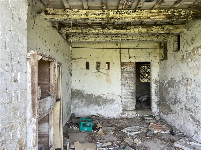 Image No.13-3 Bed House for sale