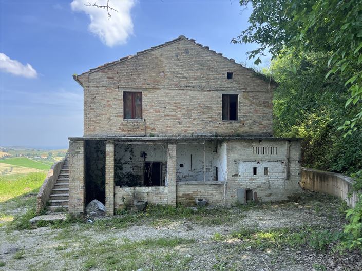 Image No.15-3 Bed House for sale