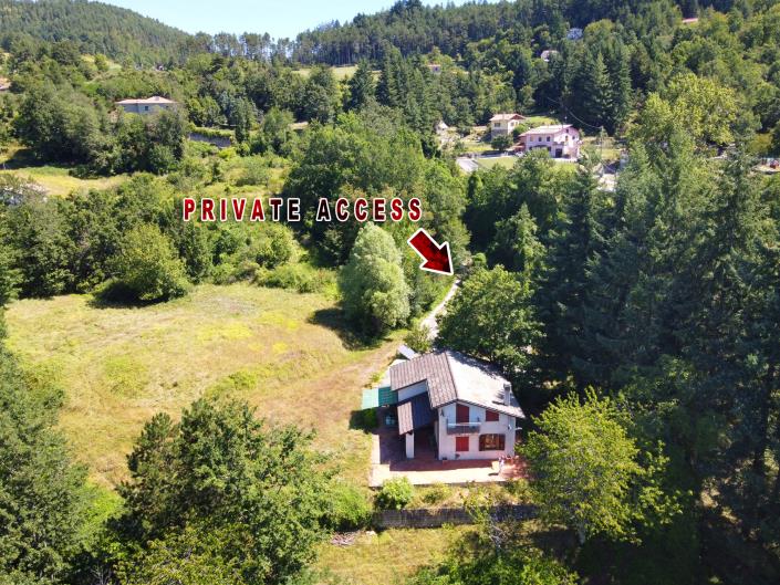 Image No.5-2 Bed Country House for sale