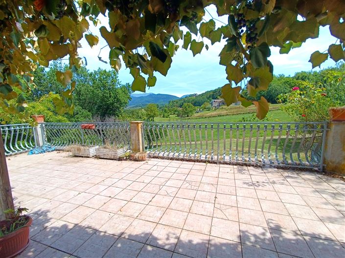 Image No.11-Maison de 8 chambres à vendre à Licciana Nardi