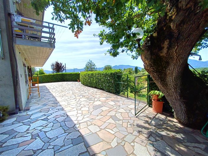 Image No.12-Maison de 8 chambres à vendre à Licciana Nardi