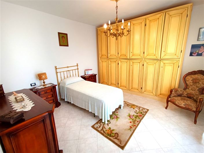 Image No.27-Maison de 8 chambres à vendre à Licciana Nardi