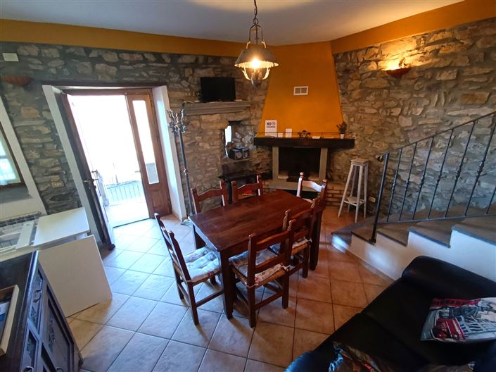 Image No.3-Maison de 2 chambres à vendre à Licciana Nardi