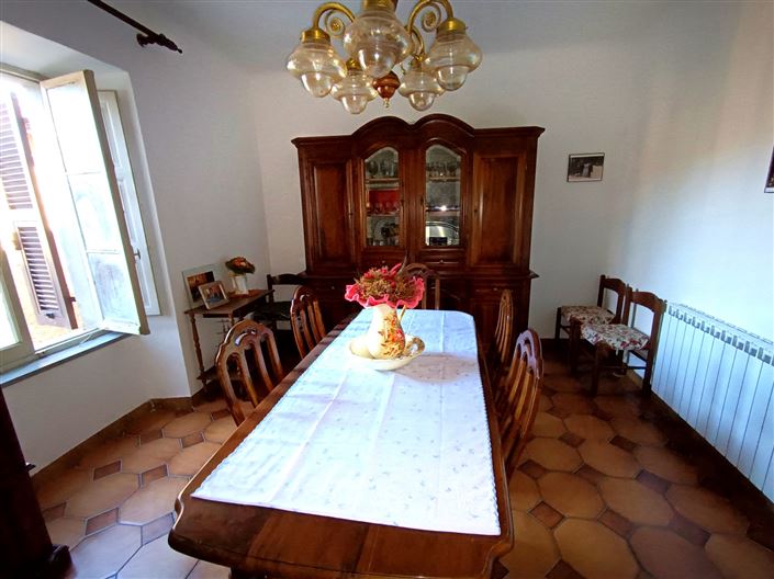 Image No.19-5 Bed Country House for sale