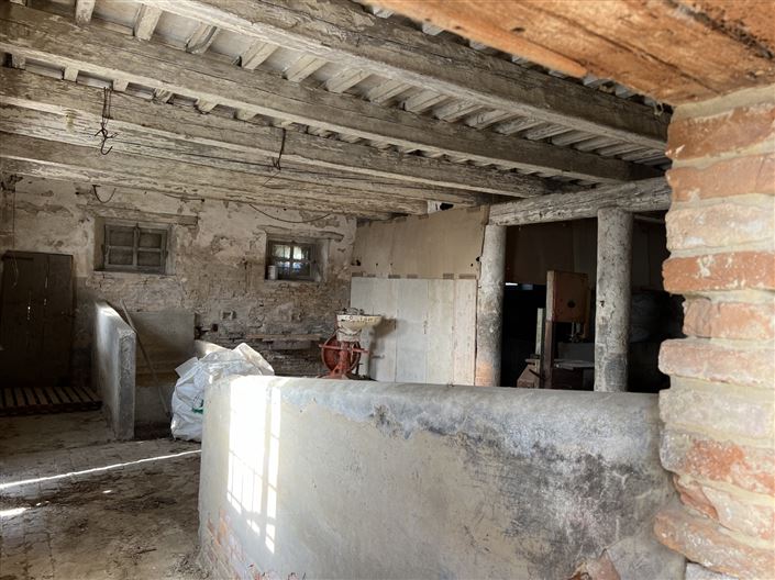 Image No.14-5 Bed House for sale