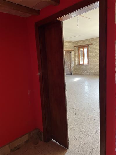 Image No.18-5 Bed House for sale