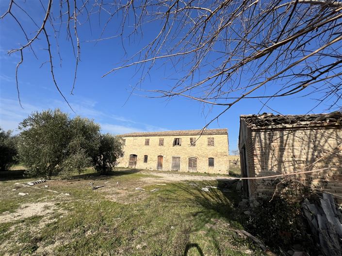 Image No.25-5 Bed House for sale