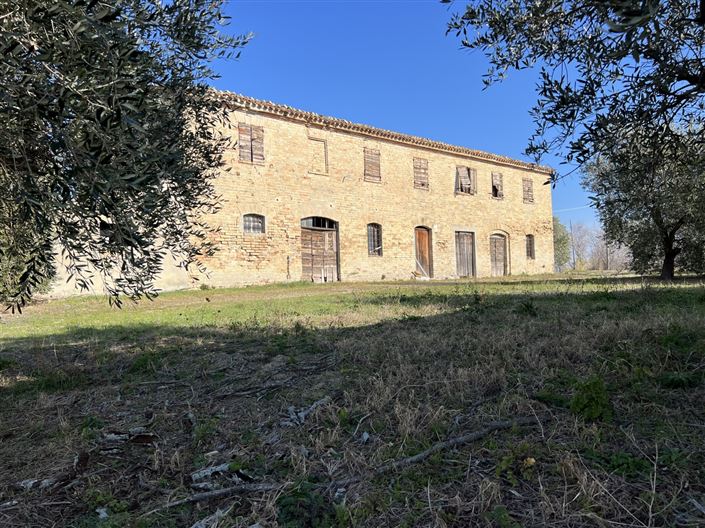 Image No.30-5 Bed House for sale