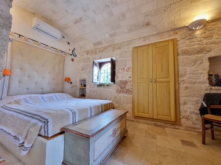 Image No.30-Maison de campagne de 5 chambres à vendre à Ostuni