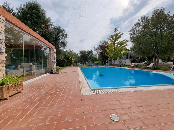 Image No.26-3 Bed House for sale