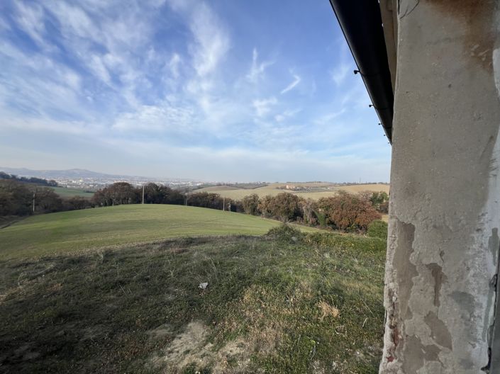 Image No.21-4 Bed House for sale