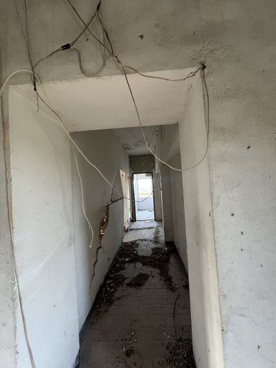 Image No.8-4 Bed House for sale