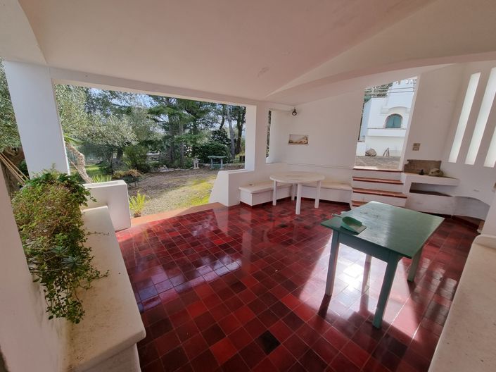 Image No.3-6 Bed House for sale