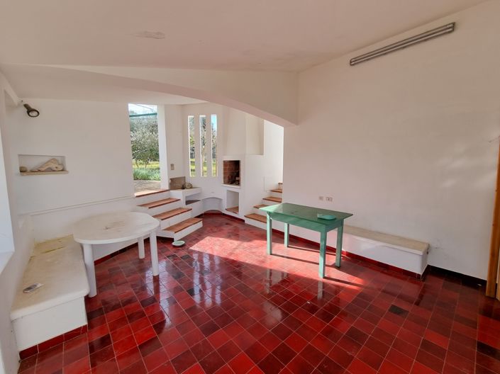 Image No.4-6 Bed House for sale