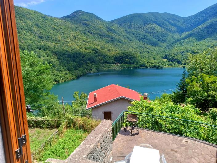 Image No.24-3 Bed House for sale