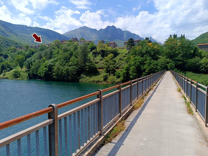 Image No.35-3 Bed House for sale