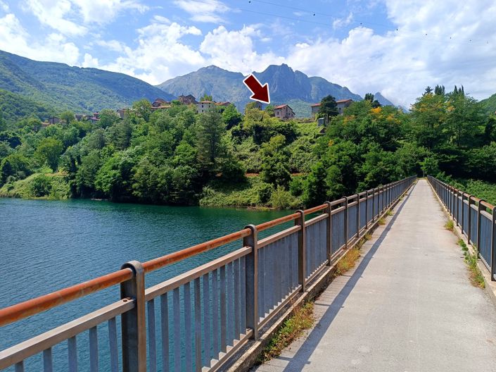 Image No.6-2 Bed House for sale