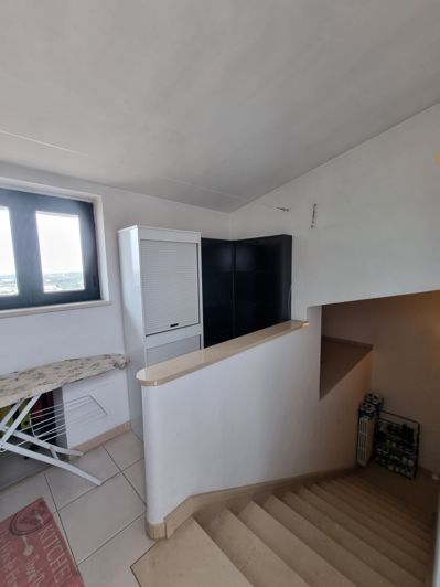 Image No.20-4 Bed House for sale