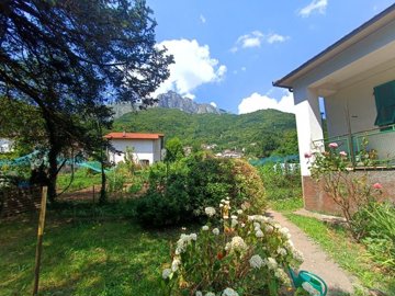 vendita-propriet-indipendente-lucca-rif-zmr-1