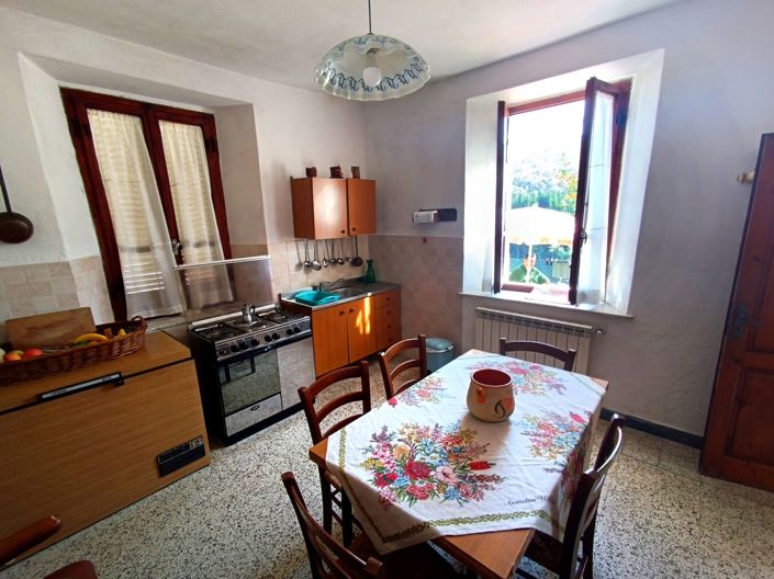 Image No.6-3 Bed House for sale