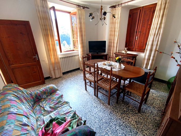 Image No.7-3 Bed House for sale