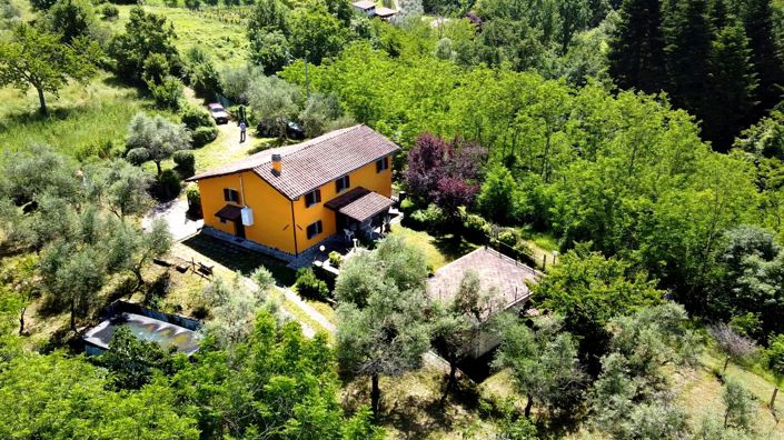 Image No.2-Maison de 3 chambres à vendre à Minucciano