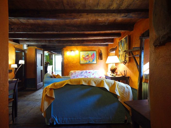 Image No.28-5 Bed House for sale