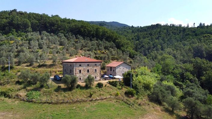 Image No.3-Maison de 10 chambres à vendre à Fivizzano