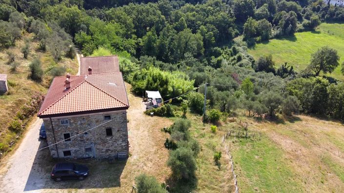 Image No.6-Maison de 10 chambres à vendre à Fivizzano