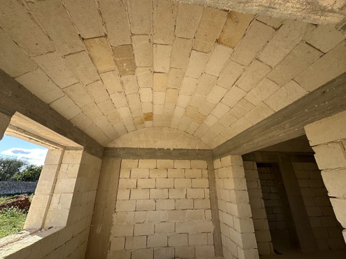 Image No.8-3 Bed House for sale