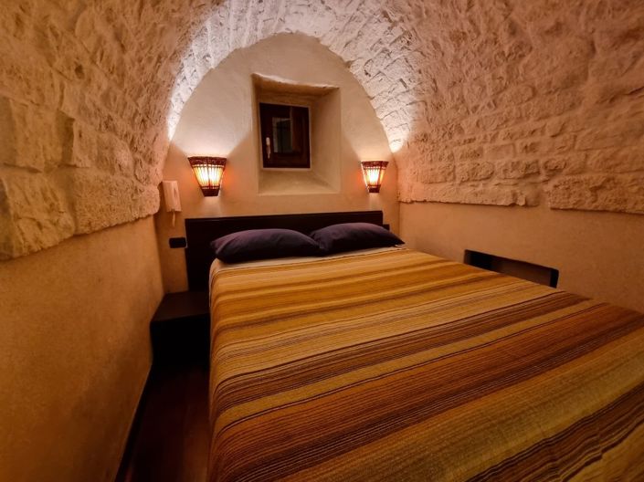 Image No.16-1 Bed House for sale