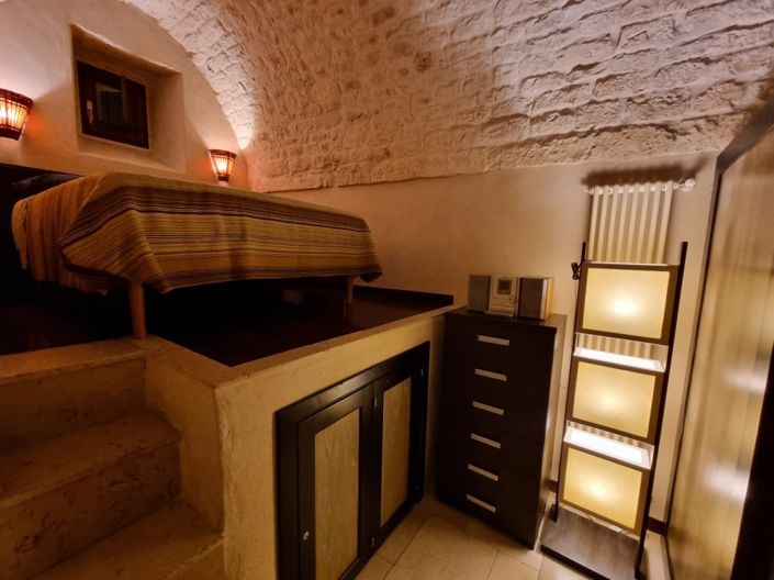 Image No.18-1 Bed House for sale