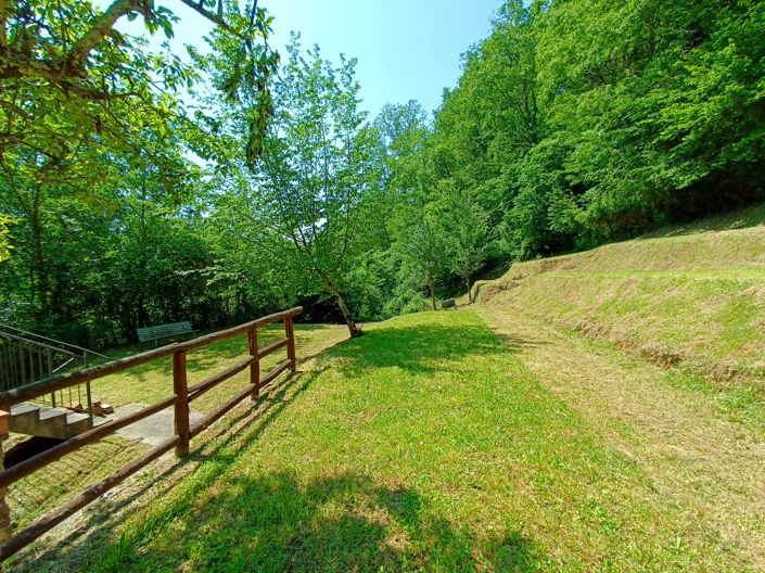 Image No.11-3 Bed House for sale