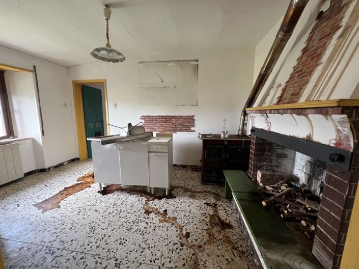 Image No.17-5 Bed Country House for sale