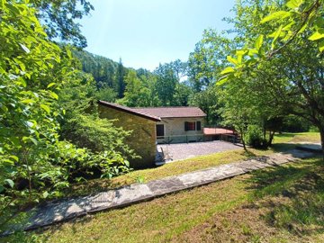 vendita-proprieta-indipendente-massa-carrara-