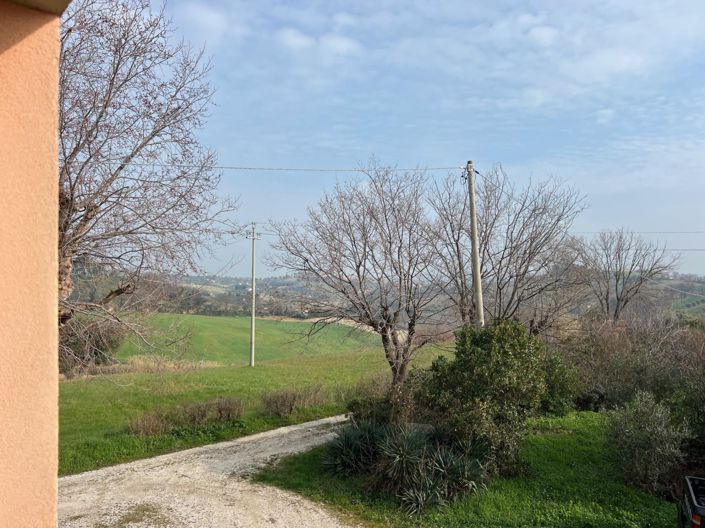 Image No.27-4 Bed House for sale